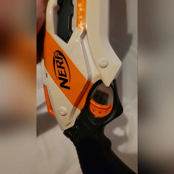 Nerf - Roughcut 2x4 - Picture 3 of 4